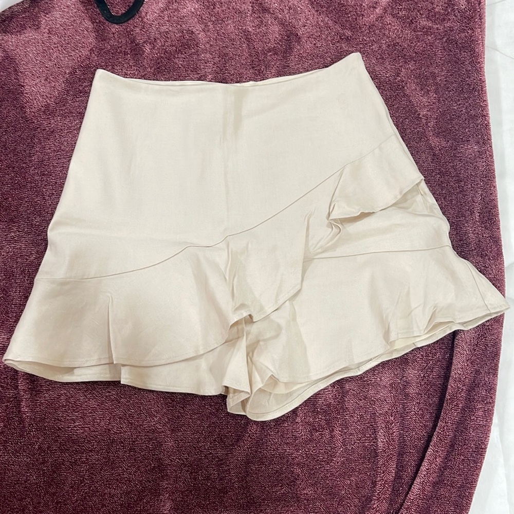 NWT express skort